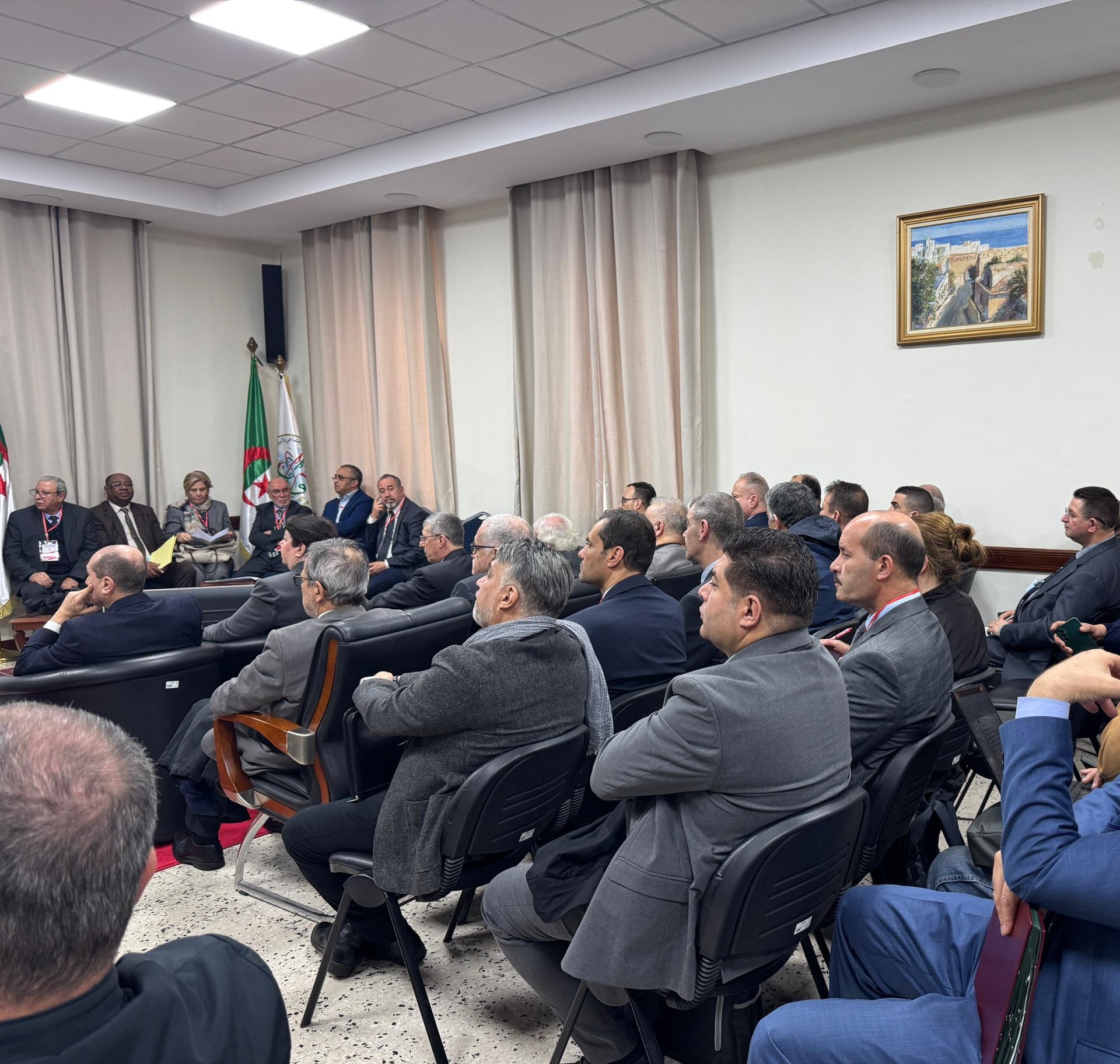 انعقاد ندوة حوارية حول : « غارا جبيلات : من المكمن المنجمي... إلى الفضاء التنموي المس